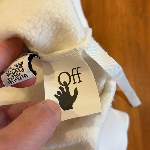 ✈️ Used dry cleaned OFF-WHITE xxl - Picture 6 of 8